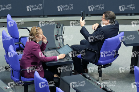 199. Sitzung des Deutschen Bundestages in Berlin