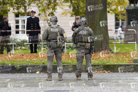 Kranzniederlegung zum Volkstrauertag in Berlin