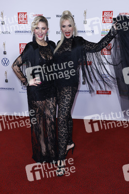 Goldene Bild der Frau 2024 in Hamburg