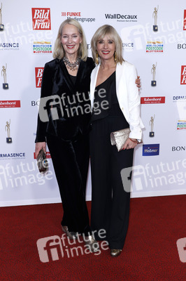 Goldene Bild der Frau 2024 in Hamburg