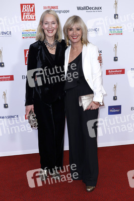 Goldene Bild der Frau 2024 in Hamburg