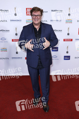 Goldene Bild der Frau 2024 in Hamburg