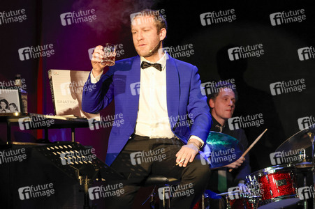 Theaterprobe 'My Way - Johannes Hallervorden singt Sinatra' in Berlin