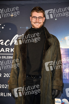 Feierliche Eröffnung von Weihnachten im Tierpark 2024 in Berlin