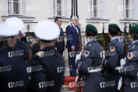 Begrüßung des Präsidenten der Kirgisischen Republik in Berlin