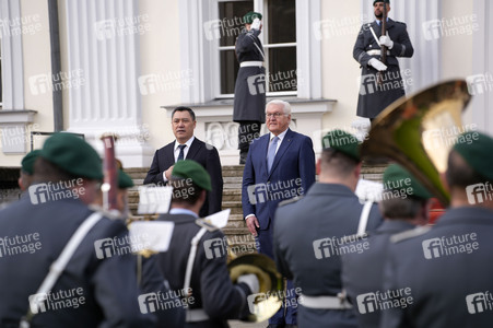 Begrüßung des Präsidenten der Kirgisischen Republik in Berlin