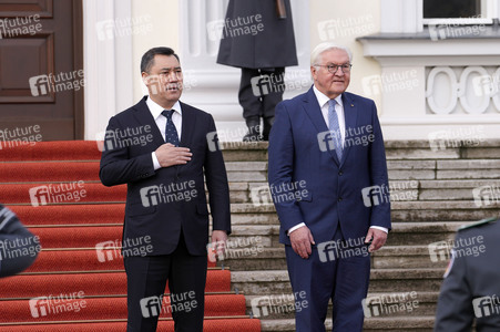 Begrüßung des Präsidenten der Kirgisischen Republik in Berlin