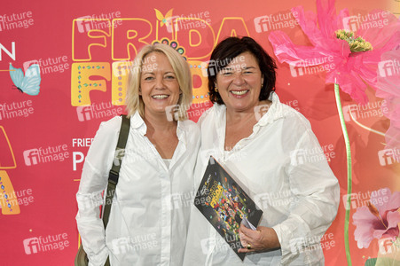 Young Show 'Frida & Frida' in Berlin