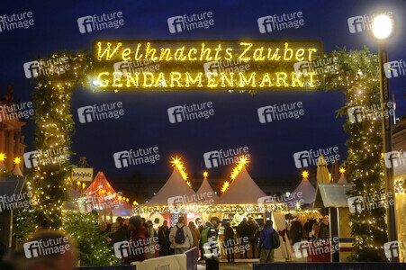 WeihnachtsZauber Gendarmenmarkt 2024 in Berlin