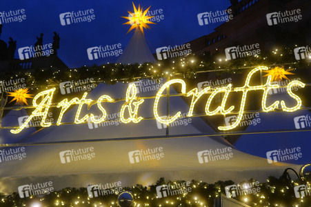 WeihnachtsZauber Gendarmenmarkt 2024 in Berlin