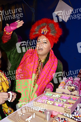 Geburtstags-Show 'Stars in der Manege' zum 80. Geburtstag von Bert Beel in Berlin