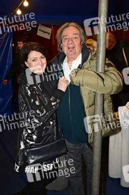 Geburtstags-Show 'Stars in der Manege' zum 80. Geburtstag von Bert Beel in Berlin