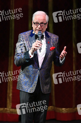 Geburtstags-Show 'Stars in der Manege' zum 80. Geburtstag von Bert Beel in Berlin