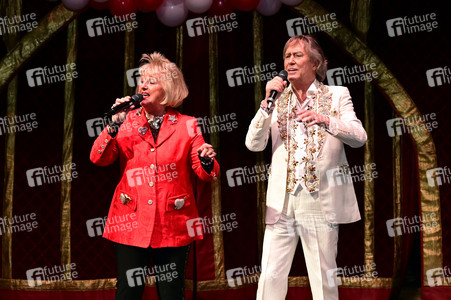 Geburtstags-Show 'Stars in der Manege' zum 80. Geburtstag von Bert Beel in Berlin