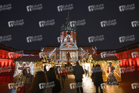 Weihnachtsmarkt am Schloss Charlottenburg in Berlin