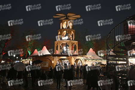 Weihnachtsmarkt am Schloss Charlottenburg in Berlin