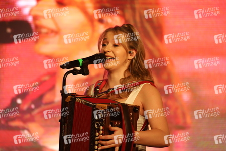 Schlagershow 'One Night Stadl 2024' in Röthenbach an der Pegnitz