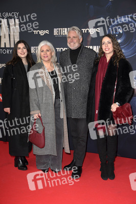 Filmpremiere 'Better Man - Die Robbie Williams Story' in Köln