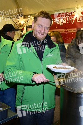 Michael Kretschmer beim Charity-Kochen in Görlitz