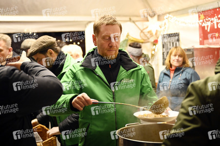 Michael Kretschmer beim Charity-Kochen in Görlitz