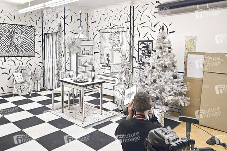 Black and White Christmas Bodypainting