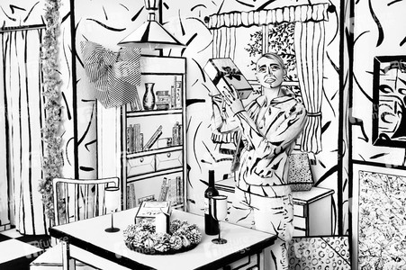 Black and White Christmas Bodypainting