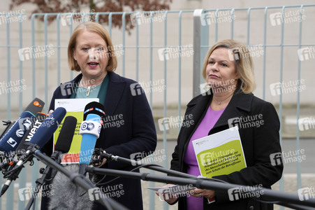 Pressekonferenz Nationaler Aktionsplan gegen Menschenhandel und Gewaltstrategien in Berlin