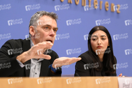 Bundespressekonferenz 14. Integrationsbericht in Berlin
