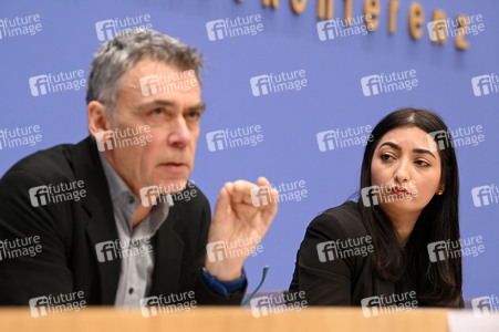 Bundespressekonferenz 14. Integrationsbericht in Berlin