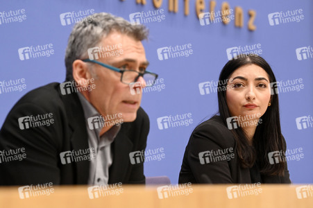 Bundespressekonferenz 14. Integrationsbericht in Berlin