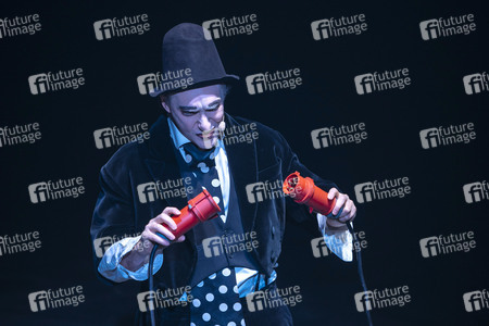 Flic Flac - Die Wintershow in Erfurt