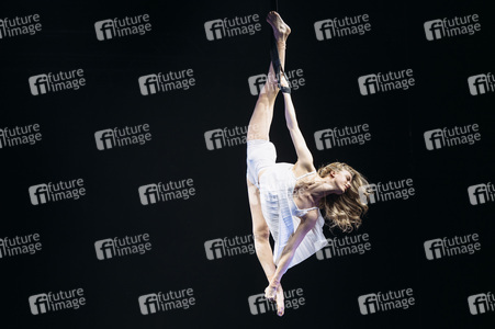 Flic Flac - Die Wintershow in Erfurt
