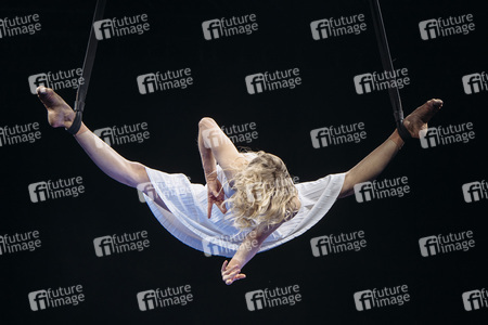 Flic Flac - Die Wintershow in Erfurt