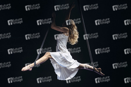 Flic Flac - Die Wintershow in Erfurt