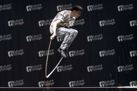 Flic Flac - Die Wintershow in Erfurt