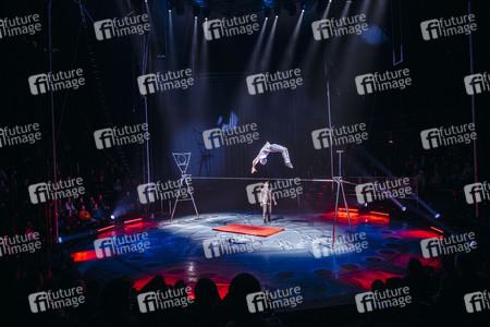 Flic Flac - Die Wintershow in Erfurt