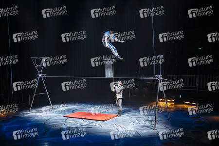 Flic Flac - Die Wintershow in Erfurt