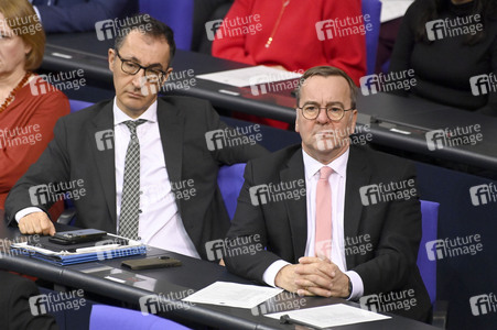 205. Sitzung des Deutschen Bundestages in Berlin