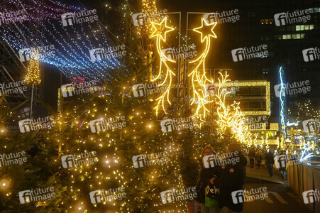 City-Weihnachtsmarkt an der Gedächtniskirche in Berlin