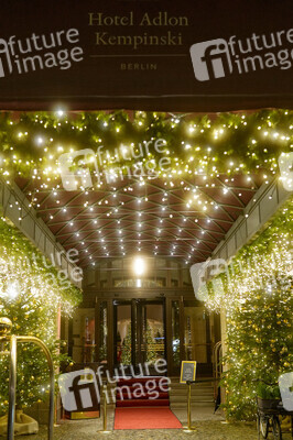 Weihnachtszeit am Pariser Platz in Berlin