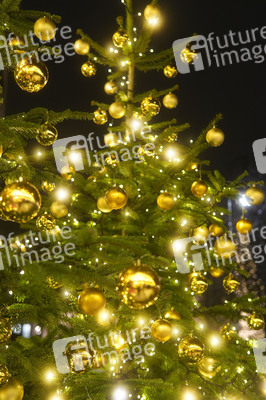 Weihnachtszeit am Pariser Platz in Berlin