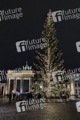Weihnachtszeit am Pariser Platz in Berlin