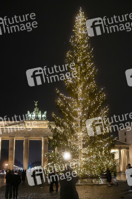 Weihnachtszeit am Pariser Platz in Berlin