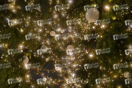 Weihnachtszeit am Pariser Platz in Berlin