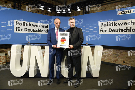 Gemeinsame Sitzung der Vorstände der CDU Deutschlands und der CSU Bayern in Berlin