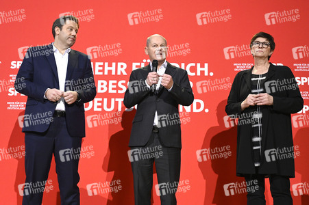 Pressekonferenz zum Beschluss des SPD-Wahlprogramms in Berlin