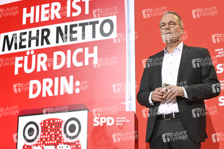 Pressekonferenz zum Beschluss des SPD-Wahlprogramms in Berlin