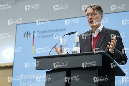 Pressekonferenz mit Karl Lauterbach in Berlin