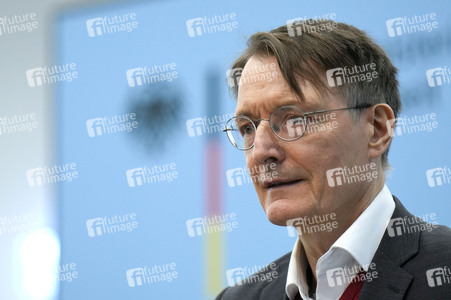 Pressekonferenz mit Karl Lauterbach in Berlin