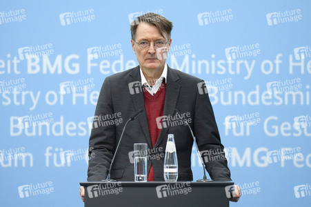 Pressekonferenz mit Karl Lauterbach in Berlin